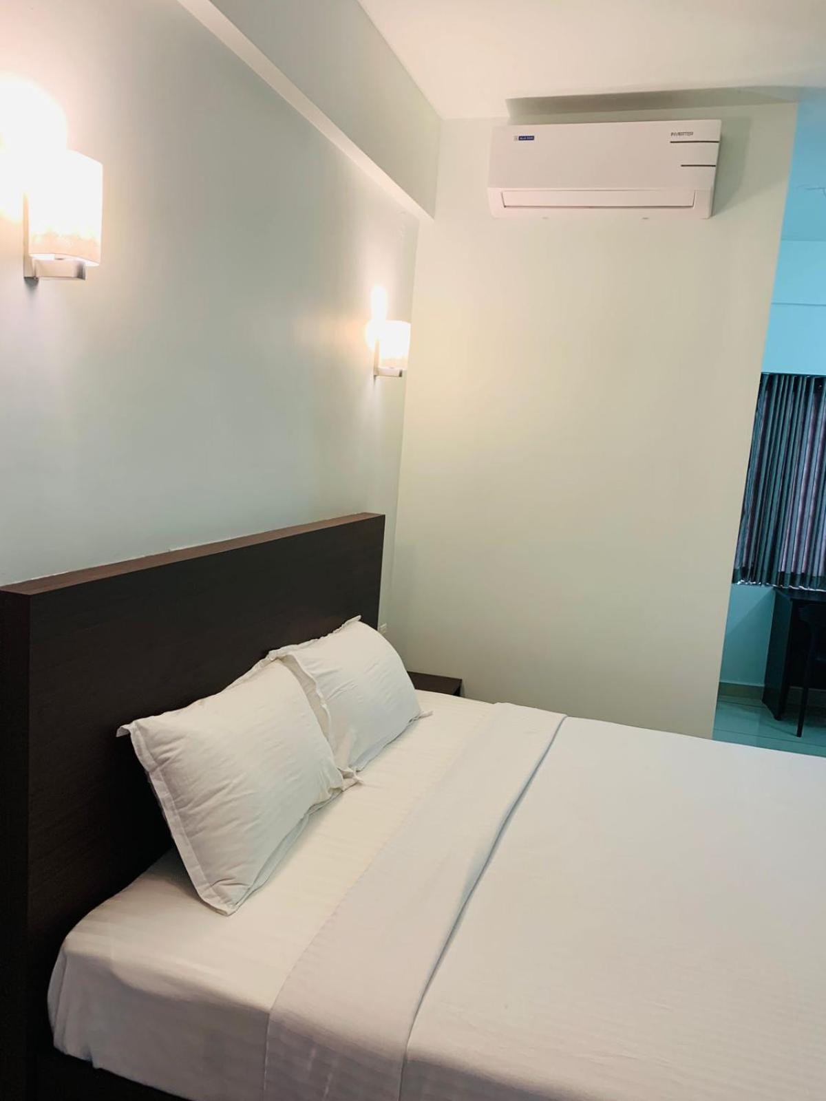 فندق Apsara Residency Perintalmanna المظهر الخارجي الصورة