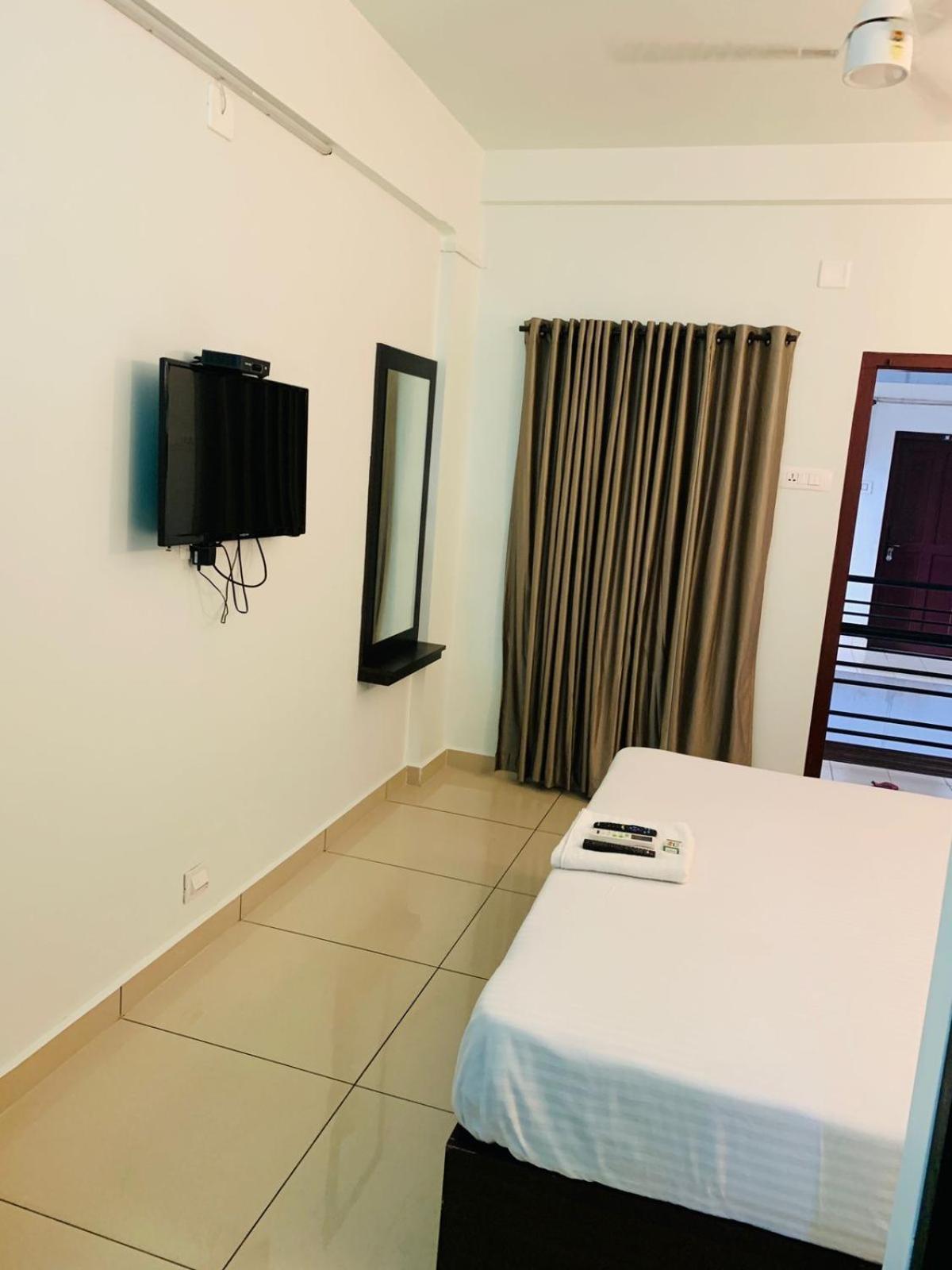 فندق Apsara Residency Perintalmanna المظهر الخارجي الصورة